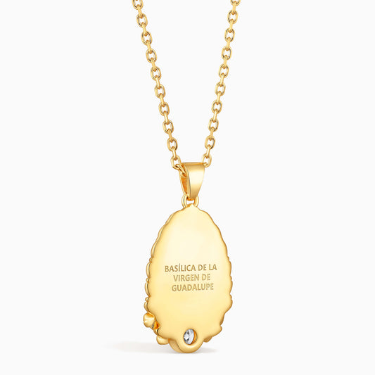 Medalla Tepeyac con diamante de 0.50 quilates